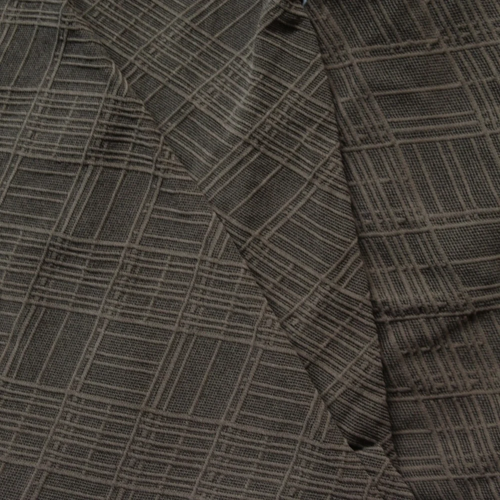 Tights in brown cross-hatched pattern